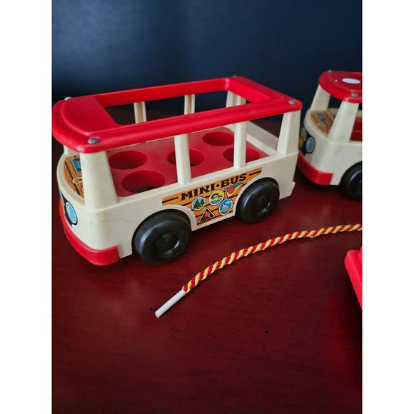 Fisher Price Firetruck and 2 Buses - Picture 3 of 4